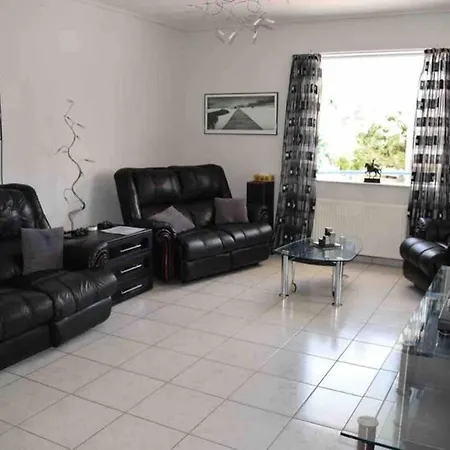 Apartment Modern Close To Sea And Town Centre Kalamata