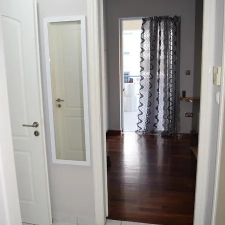 Modern Close To Sea And Town Centre Kalamata