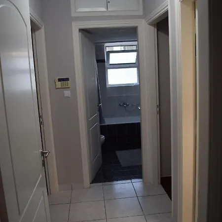 Apartment Modern Close To Sea And Town Centre Kalamata