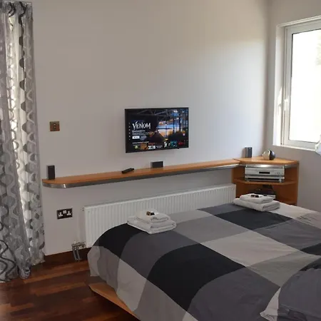 Modern Close To Sea And Town Centre * Kalamata
