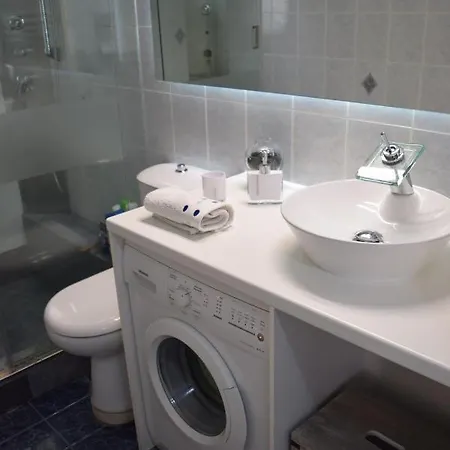 Modern Close To Sea And Town Centre * Kalamata