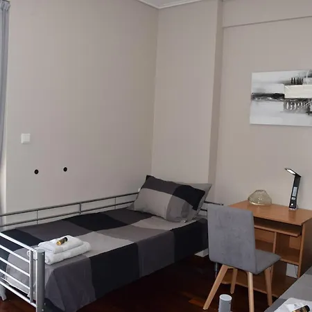 Modern Close To Sea And Town Centre Apartment